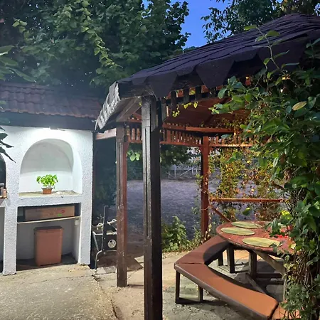 Guest house садина